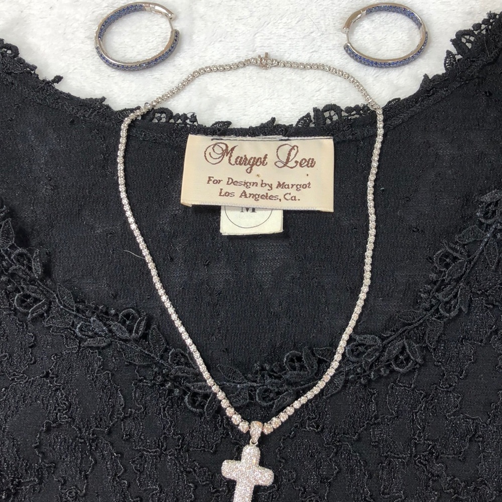 Margot Lea long sleeve black lacy midi dress - Picture 3 of 5